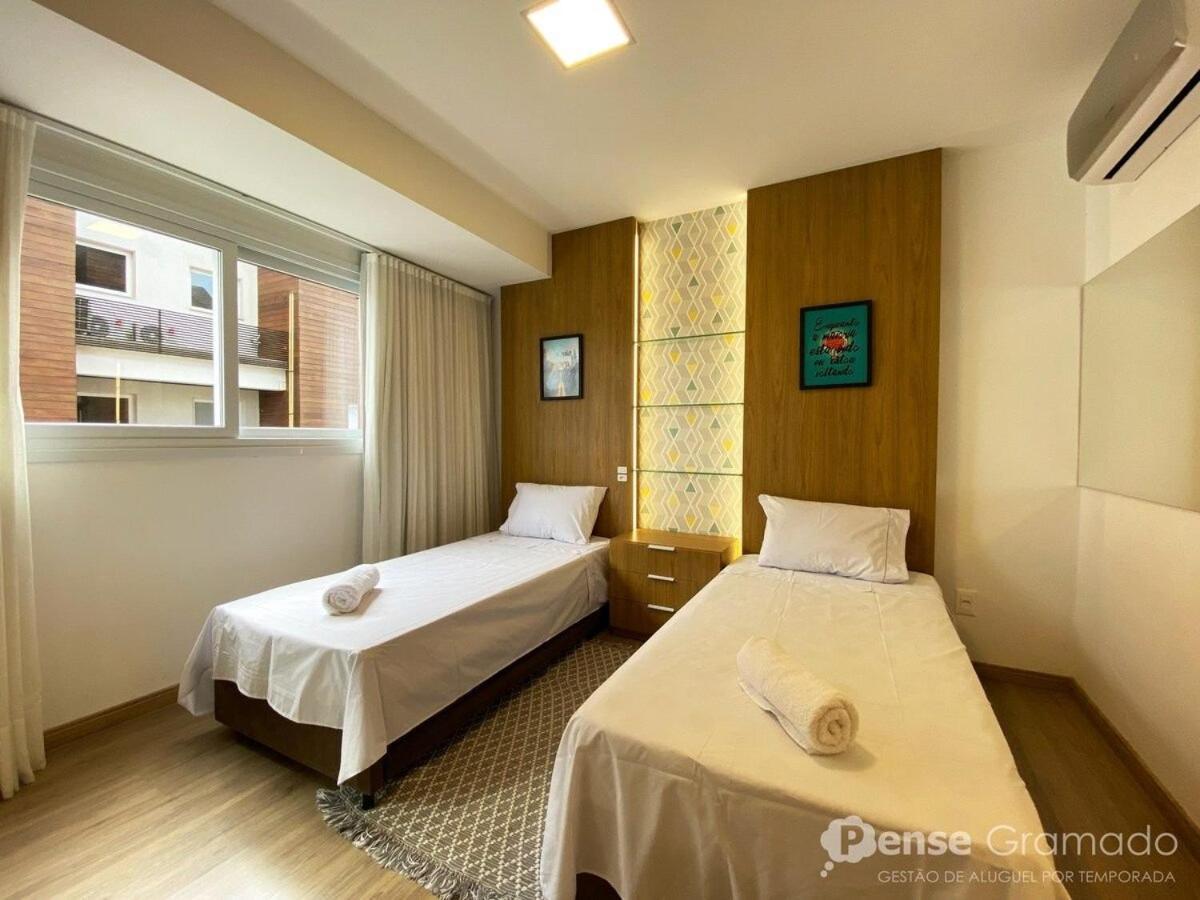 Apartamento 2 Suites - 650M Da Rua Coberta Gramado Exterior foto