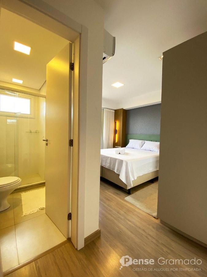 Apartamento 2 Suites - 650M Da Rua Coberta Gramado Exterior foto